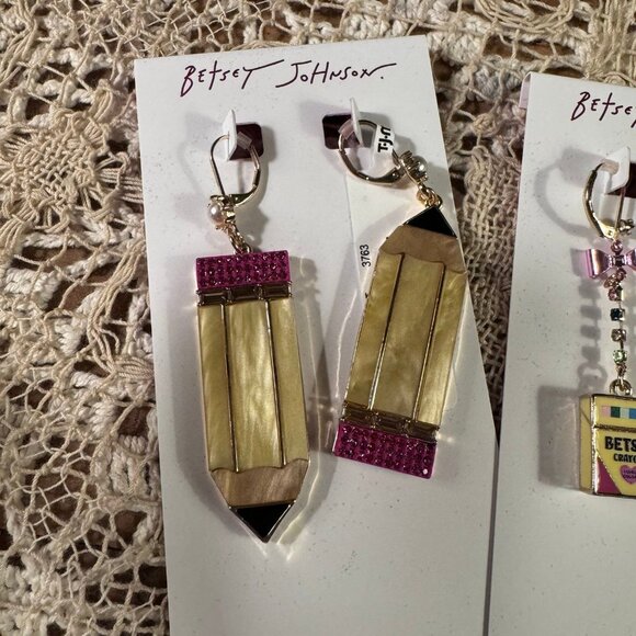 Betsey Johnson Teacher Statement earrings set of 2 - Picture 3 of 9